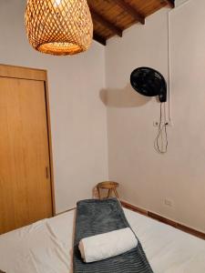 Ambiente natural y amplio, con vista panorámica de Medellín 501