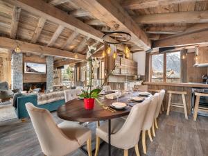 Appartement Duplex avec Terrasse, Jacuzzi et Cheminée - Val-dIsère - FR-1-567-63