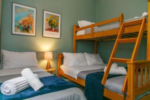 Apartamento 2 quartos 200m da praia e ao lado dos Shoppings Leblon