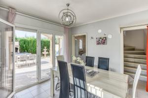 Casa 3 Dormitorios Con Piscina