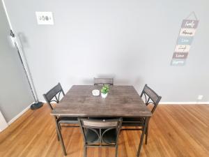 Inviting 1BR Apartment Rockledge Location