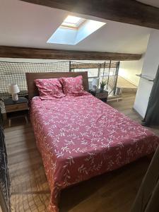 Duplex climatisé avec terrasse et parking privatif