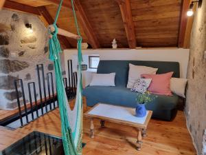 Mini maison terrasse vue montagne proche Puy Mary