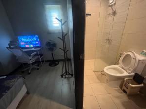 Family Suite Facing Okada TV Netflix near NAIA&MOA Gentry Manor 8A