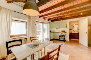 Wood-En Loft immerso nel verde, vicino a Gardaland