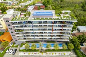 Cozy 1BR Retreat Kitchen Free Wi-Fi 103