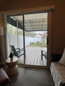 Modern Comfort Near Colleges Perfect Mid Term Stay