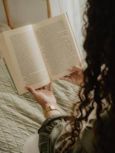 Stylish Studio Overlooking Lagos Marina - Mid-Term