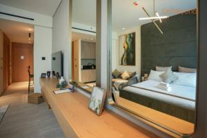 Signature Stay at The Autograph