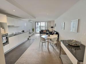 Spacious City Centre Apartment