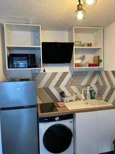 Charmant T1 Bis Cabine - Parking privé