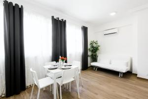 TROPICAL OASIS - studios with good location - PLAYA LOS CORALES