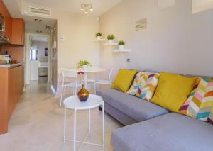 Cubos Beach Side Los Patos Apartment & Parking