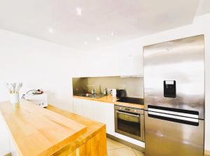 Écu - Appartement raffiné avec espace en plein air