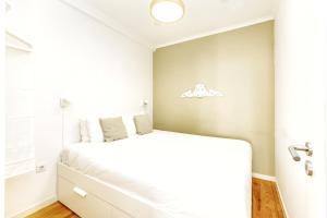 Charming 1 Bedroom Apartment in Mouraria Heart of Historic Lisbon