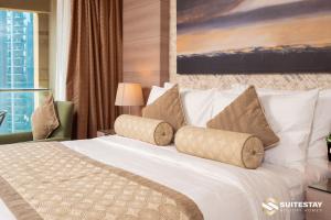 Dubai Mall Apartments by Suitestay