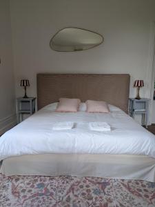 Chambre dhôte - petit château à la campagne