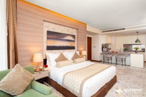 Dubai Mall Apartments by Suitestay
