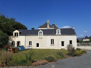 Château Pas de Loup Farmhouse