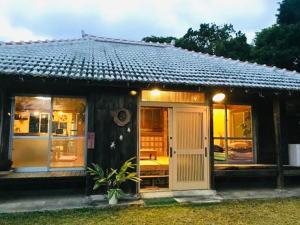 今帰仁古民家の宿 つばめや