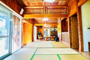 今帰仁古民家の宿 つばめや