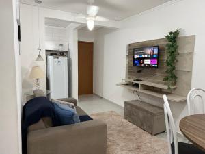 501 Apt 2Q a 100 metros da praia area de lazer