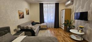 Затишні апартаменти зі сховищем на Святогеоргієвській 15