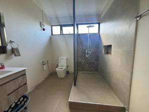 Seaview escape - modern & cozy