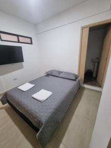 apartamento acogedor, ambiente tranquilo, y muy central en segundo piso