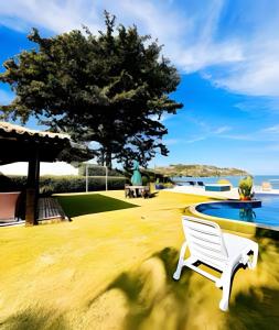 Mansão Casa Búzios Ferradura 5 Suítes, Pé na areia