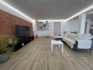 Domus Apartment in villa, swimming pool and private parking