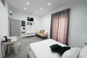 Holiday Garibaldi Vesuvio