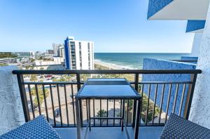 Oceanview Bluewater Resorts King Honeymoon Suite!