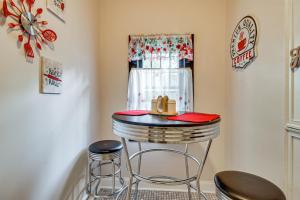 Hike and Bike On-Site Burgaw Apt - 4 Mi to River