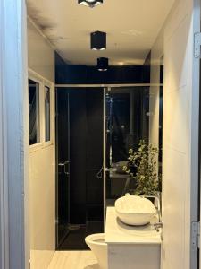 Hoshi Dalat Fullhouse