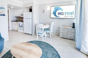 First Floor,Direct Oceanfront,Beautiful Decor,Nice