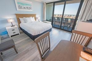 Newly Updated, Direct Oceanfront and Heated Pools!