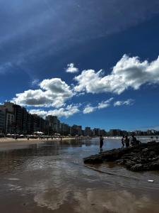 PÉ NA AREIA - Em frente à PRAIA DO MORRO - GUARAPARI- ES