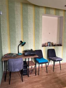 Cozy Private House with Garden, 20 min from Tbilisi