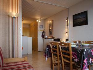 Studio cosy pour 4 pers. avec vue sur la vallée à Chamrousse - FR-1-549-64