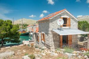 Holiday Home Queen of Kornati