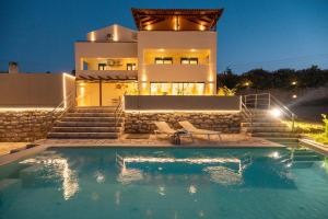 Elarchon Villa Pool