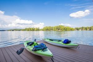 Luxe Lake Martin Home Pool Hot Tub Boat Dock