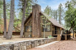 Munds Park Oasis with Hiking Access and Fire Pit