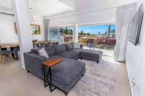 Dome Getaway - Pool, Ocean View & Beach Access