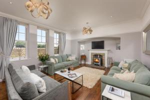 Sandsend - Seahouses