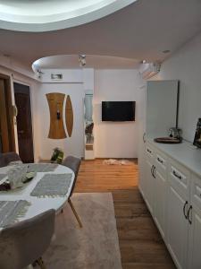 Apartament Criss