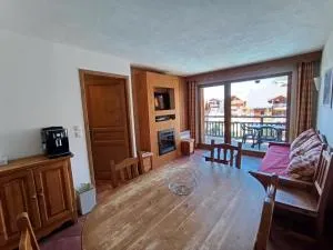 Résidence Les Airelles - appartement en duplex - Garage couvert - 50 m des pistes de ski MAE-4114