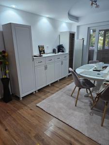 Apartament Criss