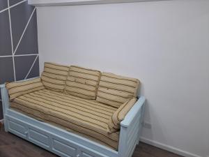 Monoambiente dividido reciclado céntrico